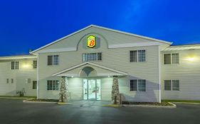 Super 8 Hamilton Mt